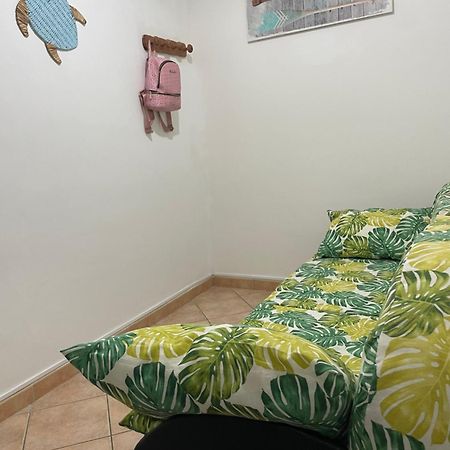 Appartamento Al Centro Di Ustica Isola di Ustica Екстер'єр фото