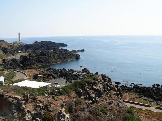 Appartamento Al Centro Di Ustica Isola di Ustica Екстер'єр фото