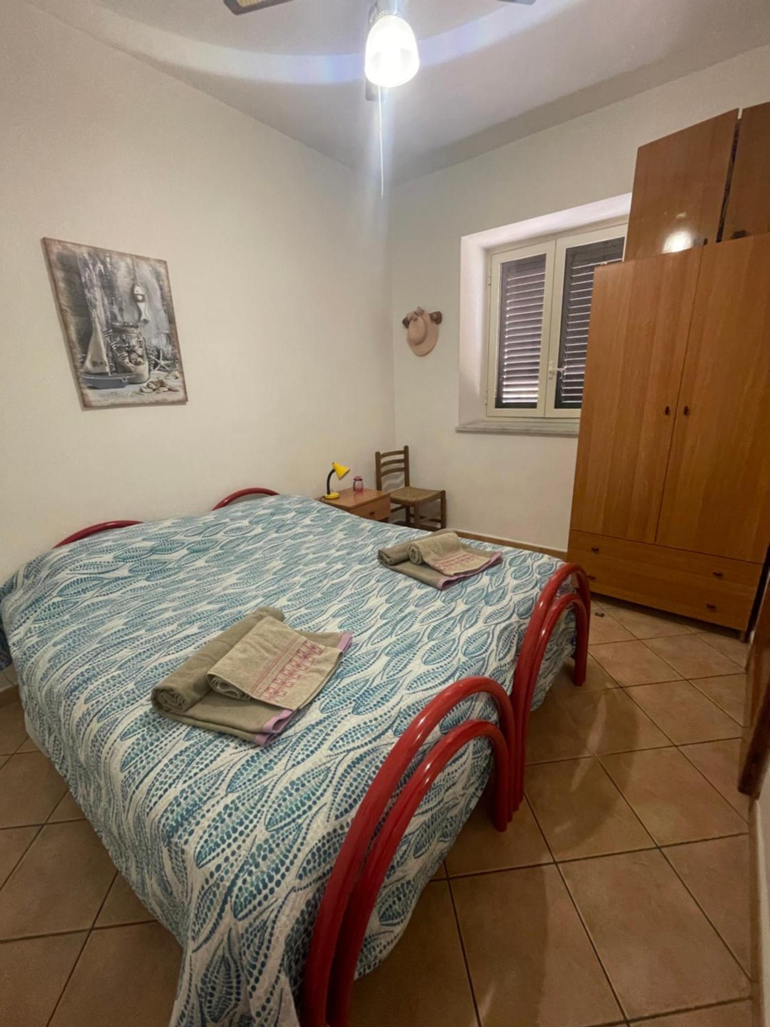 Appartamento Al Centro Di Ustica Isola di Ustica Екстер'єр фото